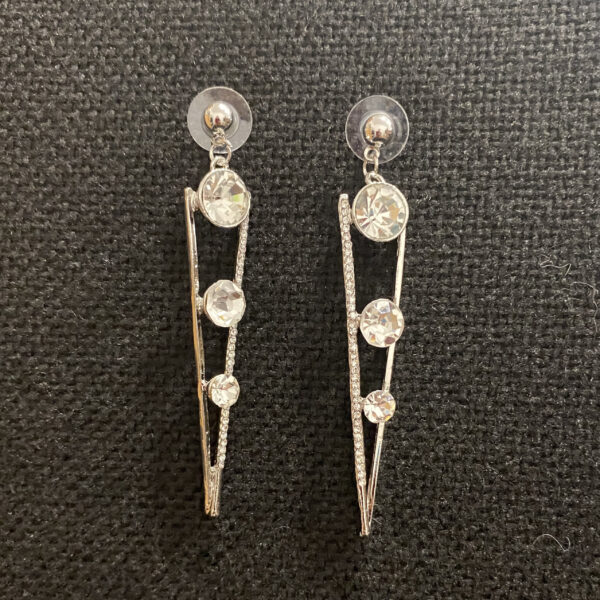 Boucles d'oreilles STRASS  couleur argent de la marque Fashion Jewelry