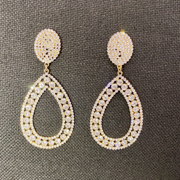 Boucles d'oreilles STRASS  détachables couleur argent de la marque Fashion Jewelry.