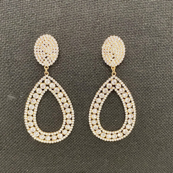 Boucles d'oreilles STRASS  détachables couleur argent de la marque Fashion Jewelry.